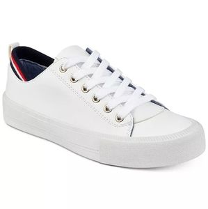 NWOT Tommy Hilfiger®Lou lace-up sneaker:Faux-Lthr.